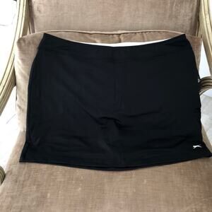 Slazenger Black skirt over shorts xl NWT